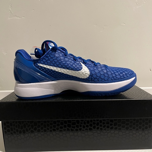 Nike Zoom Blue and White Sneakers main image 3